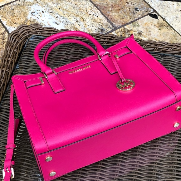 NWT Michael Kors md Dillon ultra pink handbag - Picture 7 of 8
